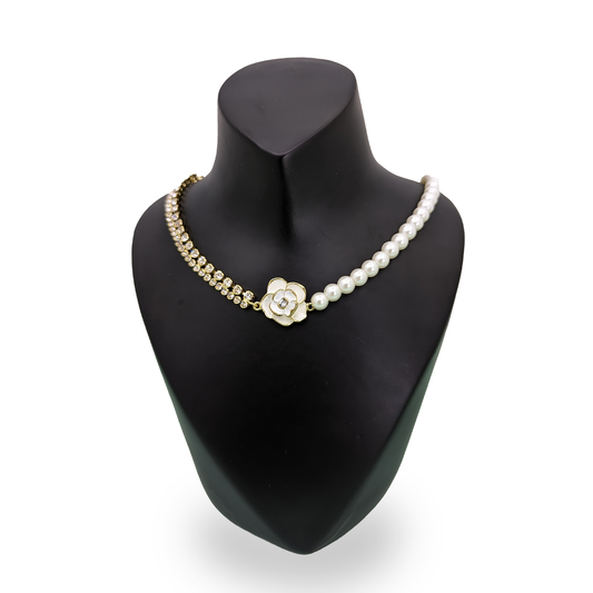pearls flower necklaced